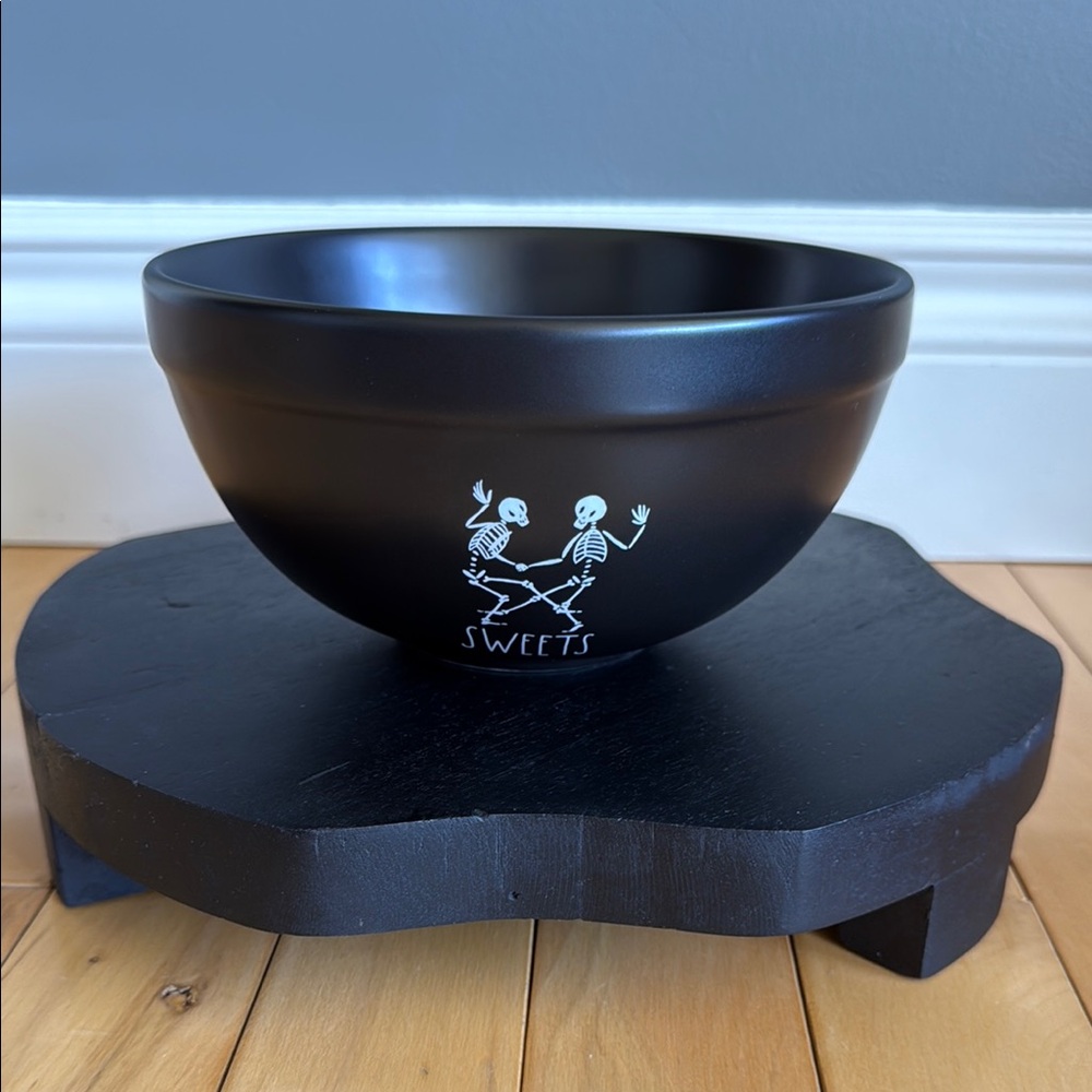Rae Dunn Ceramic Dancing Skeleton Themed Mixing Bowls Set - Picture 4 of 7